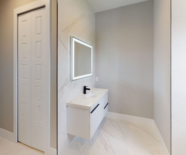 Bathroom: Cordoba Interior House Model In Cape Coral, FL | Pascal Construction Inc.