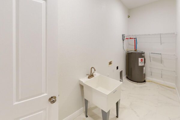 Bathroom: Denia Interior House Model In Cape Coral, FL | Pascal Construction Inc.