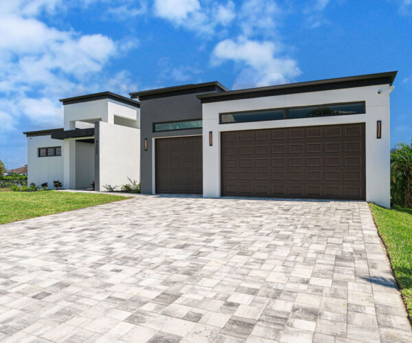 Simple and Classy Home Building Design: Construction Services In Cape Coral, FL | Pascal Construction Inc.