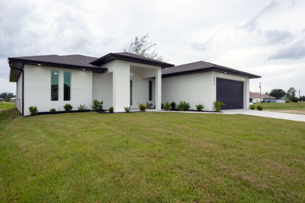 Benidorm Exterior House Model: Home Building In Cape Coral, FL | Pascal Construction Inc.