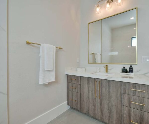 Powder Room: Home Construction Services In Cape Coral, FL | Pascal Construction Inc.