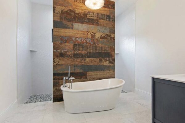 Bathtub: Construction Services In Cape Coral, FL | Pascal Construction Inc.