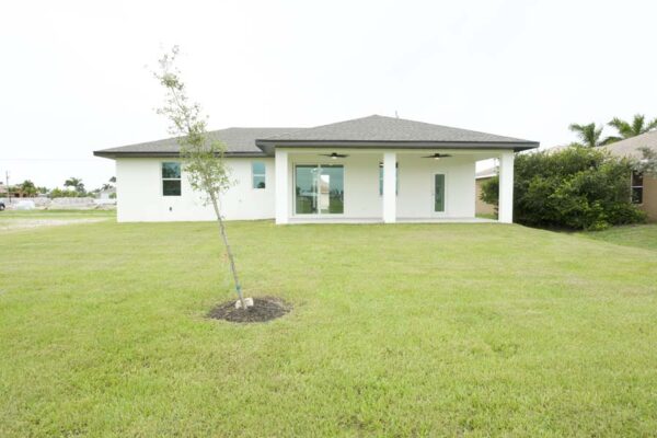 Home Building Design with Landscape: Construction Services In Cape Coral, FL | Pascal Construction Inc.