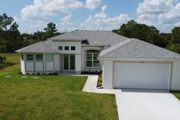 Simple and Classy Home Building Design: Construction Services In Cape Coral, FL | Pascal Construction Inc.